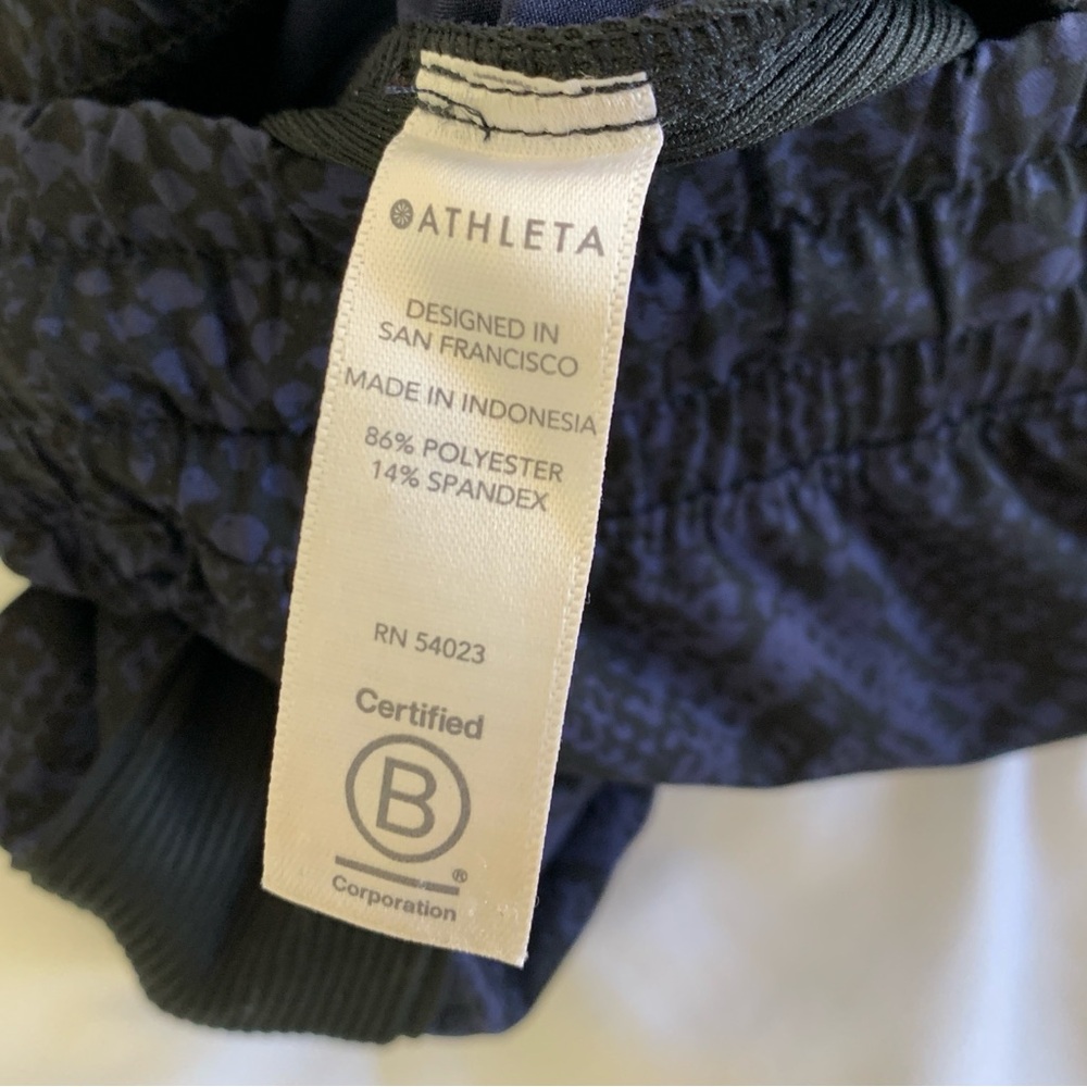 Athleta Python Printed Brooklyn Joggers Loungewea… - image 11